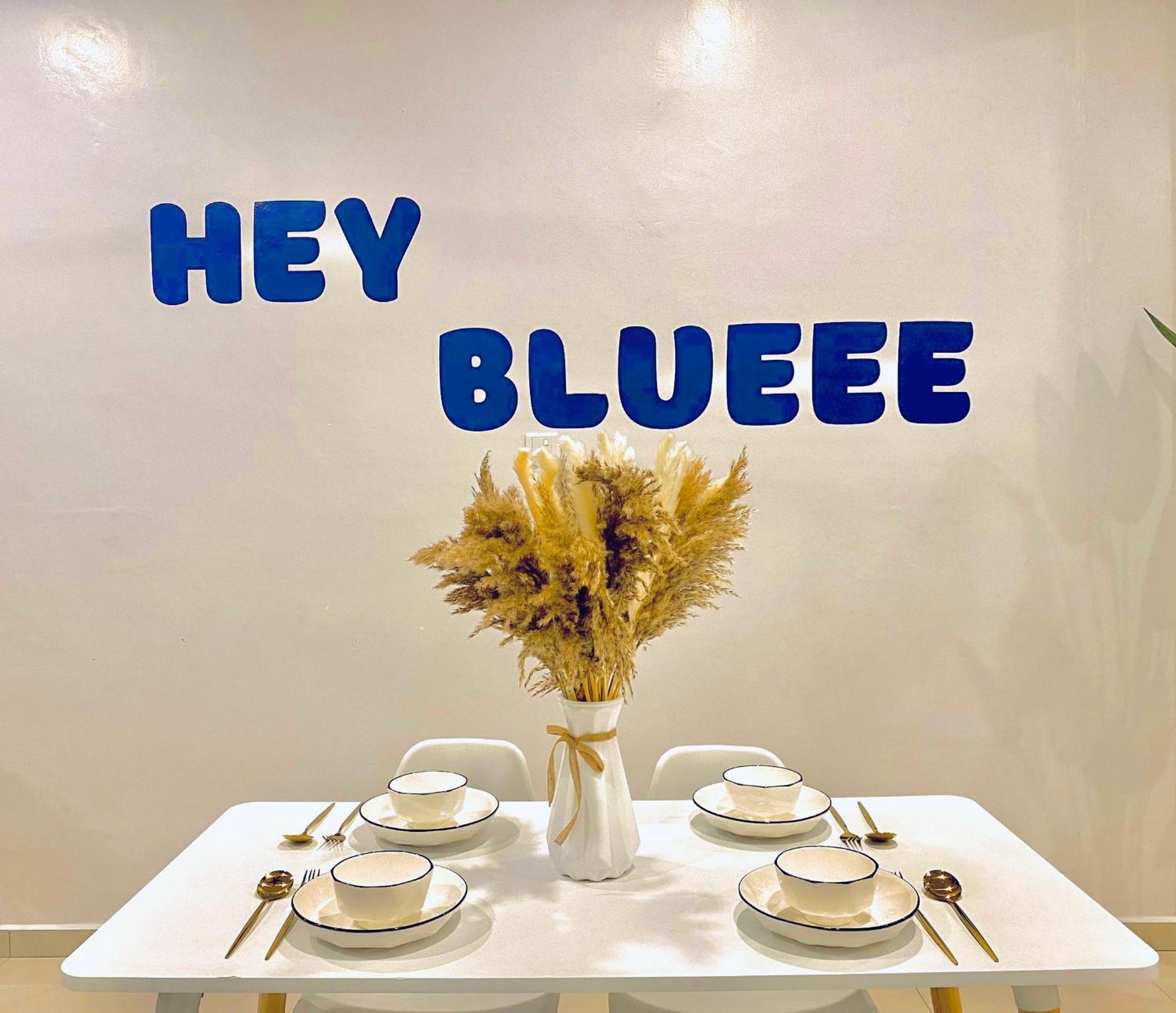 Hey Blueee ~ 5mins Jetty/netflix/games/youtube Mersing